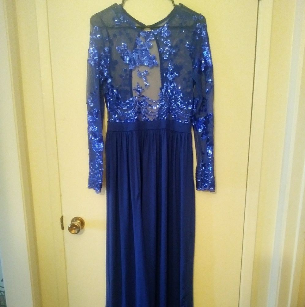 Beautiful Sexy Blue Formal Dress.